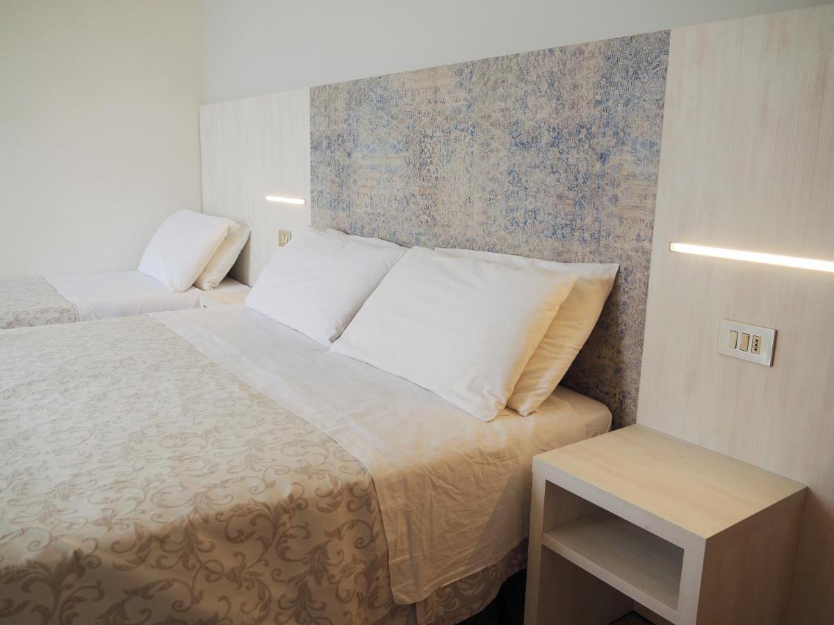 Hotel Olympia Gabicce Mare Extérieur photo
