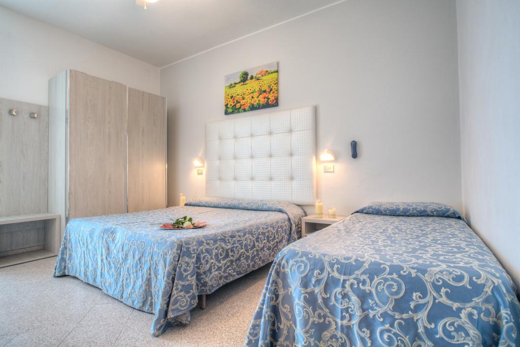 Hotel Olympia Gabicce Mare Chambre photo