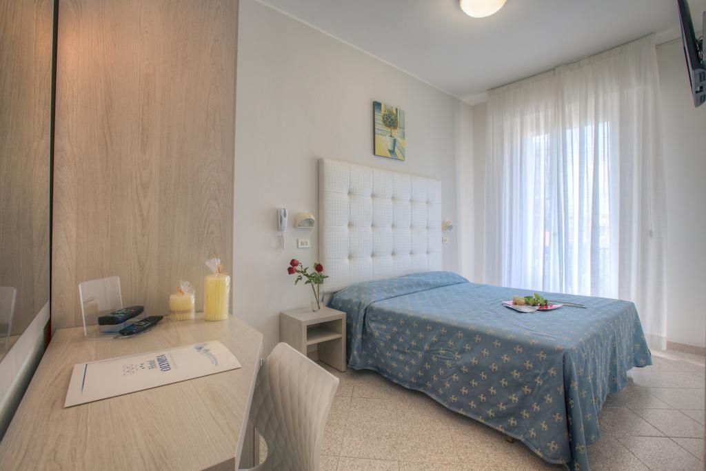 Hotel Olympia Gabicce Mare Chambre photo