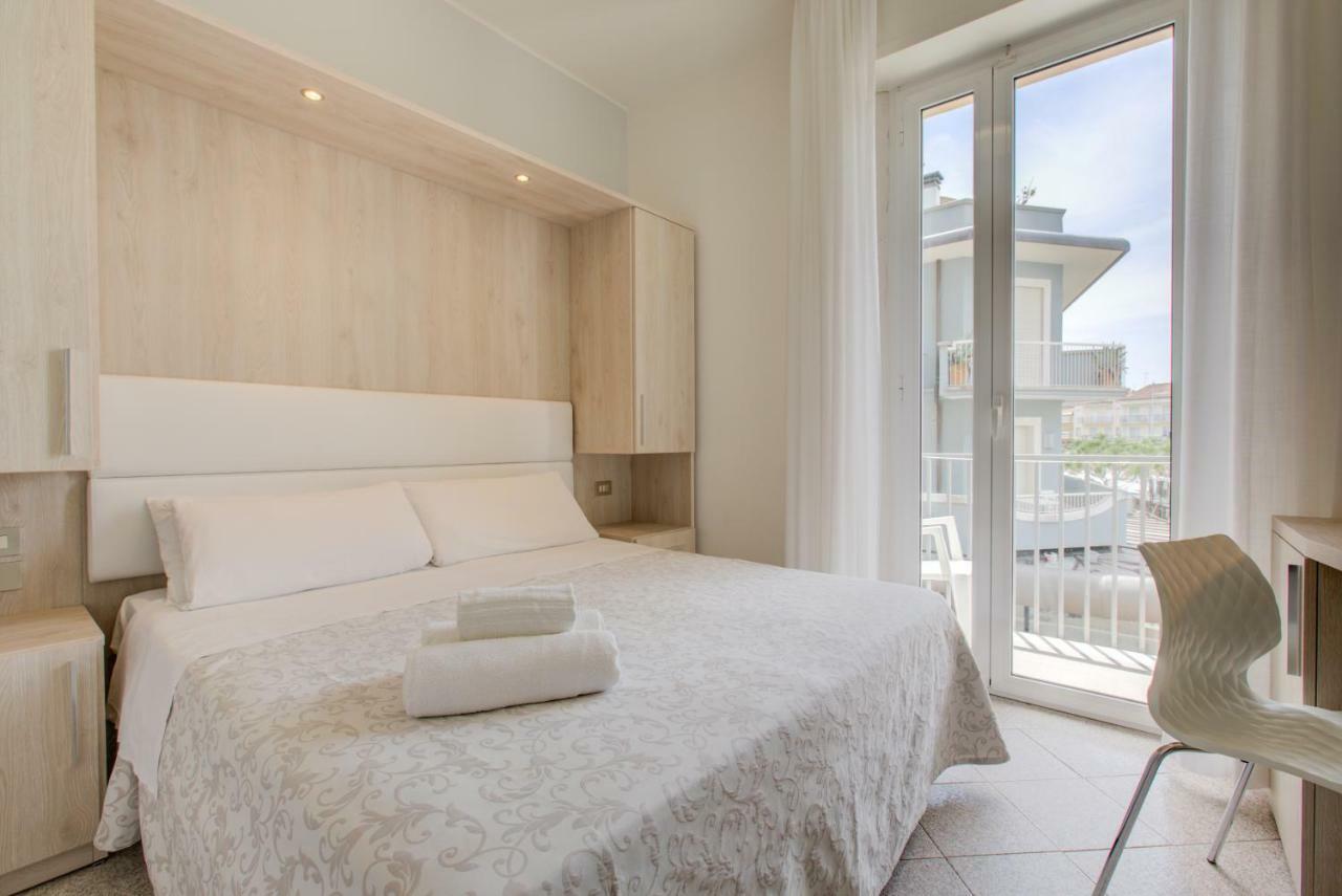 Hotel Olympia Gabicce Mare Extérieur photo